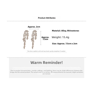 Detailed size chart and specifications for rose gold leaf tassel earrings with rhinestones