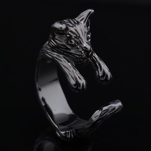 Bague chat noire en acier inoxydable poli pour femme au design minimaliste mignon