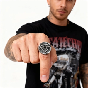 Men's punk vintage silver stainless steel ring featuring a 3D diamond logo design