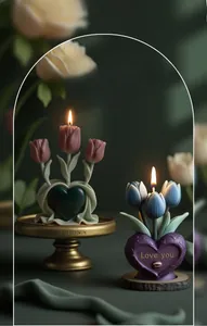 Detailansicht der herzförmigen Tulpenkerzen mit Love You-Relief aus Silikonform gefertigt