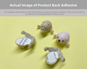 Dettaglio paraspigoli in silicone a forma di animali con adesivo per sicurezza bambini