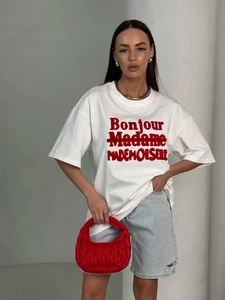 Oversized white cotton T-shirt with red Bonjour Madame graphic print for women