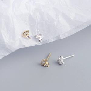 Elegant S925 sterling silver marquise and round zircon stud earrings in gold and silver