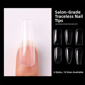 Detalle macro de 6 formas diferentes de extensiones de uñas transparentes y ultrafinas