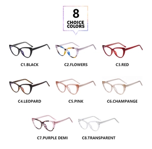 Selezione di otto eleganti occhiali TR90 cat-eye anti luce blu in vari colori di tendenza