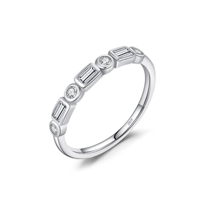 Sparkling S925 sterling silver geometric eternity ring with round and baguette cut zircons