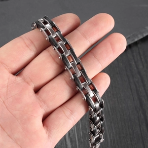 Industrial style black silicone and stainless steel bicycle chain bracelet for men
