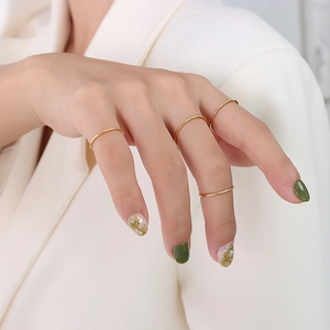 Minimalist Stainless Steel Round Band Ring For Women Men High Polished Stacking Geometric Finger Ring Fashion Jewelry Gift