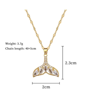 Detailed view of gold fishtail necklace with zirconia showing dimensions and weight 3.7g