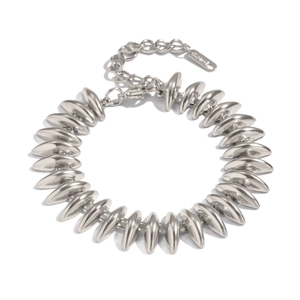 Detailed shot of bullet-shaped steel links with S925 engraved tag and lobster clasp