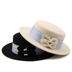Chapeau Boater Femme Élégant 100% Laine Rétro Chapeau En Feutre À Bord Plat Avec Nœud Künstliche Perles Et Ruban De Satin Style Français