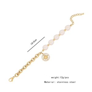 Detail showing the 18+5cm adjustable length and 12g weight of the gold pearl star bracelet