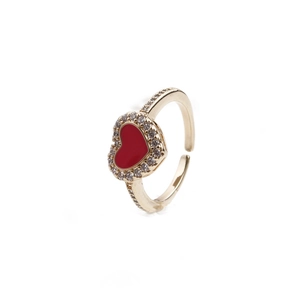 Anello aperto a cuore placcato oro con smalto rosso e bordo in zircone scintillante