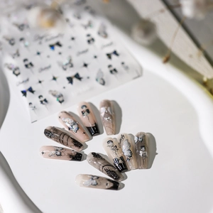 Premium Rosen-Schmetterling Nagelsticker Set mit langen Press-on-Nägeln in Rosa und Schwarz