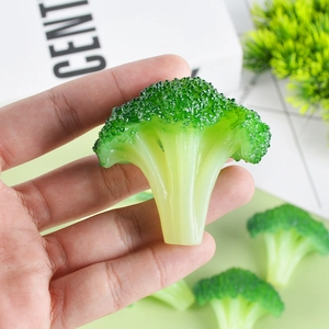 Realistic PVC broccoli miniature model for bag charm and decoration handheld display