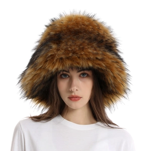 Cappello a secchiello invernale da donna in calda ecopelliccia sintetica marrone folta