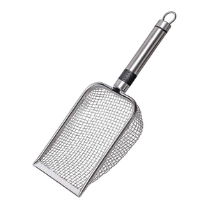 Integrated stainless steel cat litter scoop with fine mesh and black non-slip handle