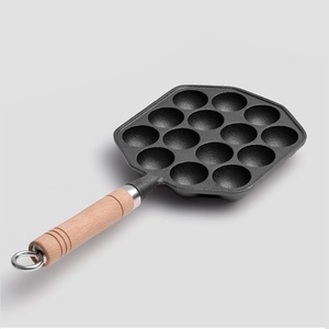 Padella per Takoyaki in ghisa con 12 stampi e manico in legno per fornelli a gas