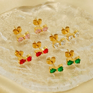 Elegant 18K gold-plated bow earrings with heart-shaped zircon stones in four colors