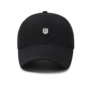 Quick-dry breathable black baseball cap with shield R logo for outdoor sun protection