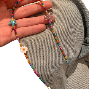 Colorful starfish daisy beaded necklace in Bohemian style for summer beach vacations