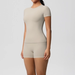 Close-up of flat-lock stitching and high-elastic matte fabric on the yoga set
