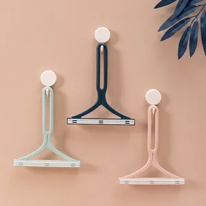 Set di levapelucchi manuale per vestiti e peli di animali in colori diversi