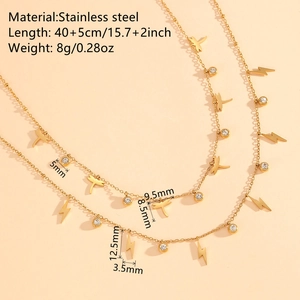 Collier double rang en acier inoxydable doré avec pendentifs libellule et éclair