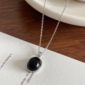 Vintage Minimalist 925 Sterling Silver Pendant Necklace With Oval Black Agate For Women Geometric Jewelry Accessory