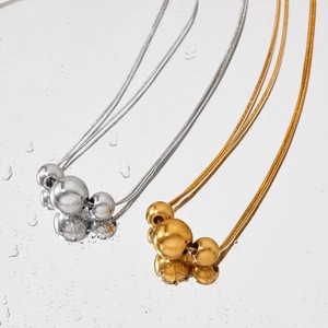 Minimalist stainless steel snake chain necklace with three gradient polished metal beads