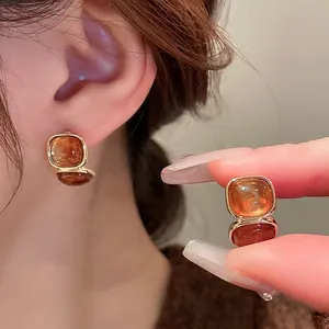 Elegant gold-plated square resin earrings with vintage amber color for women