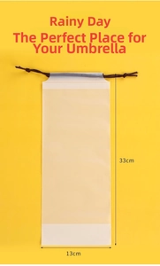 Transparente wasserfeste Regenschirmtasche mit schwarzem Kordelzug und 13x33cm Abmessungen