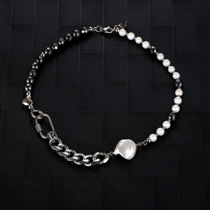 Hip hop vintage necklace featuring black hematite, white pearls and silver metal chain link