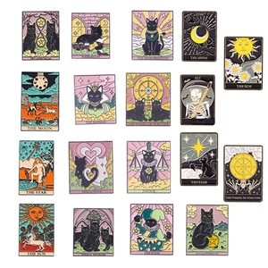 Süße Katze Tarotkarte Emaille Pin Legierung Metall Brosche Abzeichen Für Kleidung Rucksack Hut Zubehör Mystischer Schmuck Geschenk