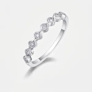 925 Sterling Silver Moissanite Wave Ring For Women Scalloped Eternity Pave Band Fashion Minimalist Commuter Jewelry Ring Gift