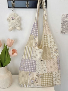 Lässige florale Patchwork-Einkaufstasche mit Suzakka-Label für den täglichen Pendelverkehr