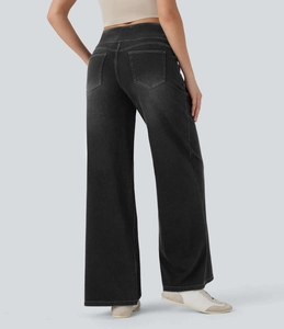 Detailansicht der High Waist Wide Leg Jeans in Schwarz mit doppelten Gesäßtaschen