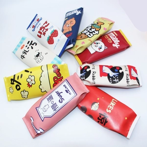 Estuches escolares creativos de PU con diseños realistas de envases de snacks