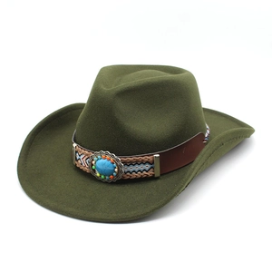 Chapeau de cowboy western vert olive avec ruban ethnique et ornement en turquoise