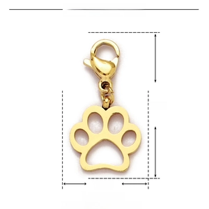Detail view of golden stainless steel paw print pendant with 22mm size and weight specs