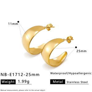 Polished 18K gold plated stainless steel U-shape earrings with size detail 25mm