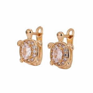 Hip hop gold turtle stud earrings with cubic zirconia inlay for men and women
