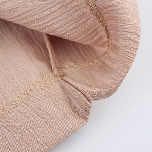 Ensemble de plage rose pour femme en tissu côtelé texturé avec finitions cousues
