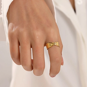 Anello Aperto Geometrico Intrecciato Acciaio Inossidabile Placcato Oro Regolabile Linea Ondulata Gioielli Minimalisti Da Donna