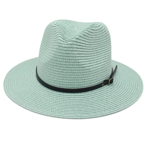 Cappello Panama in paglia verde menta con nastro in pelle nera e fibbia per il sole estivo