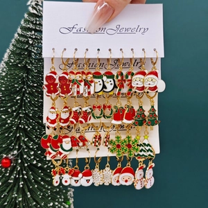 Christmas Earrings Alloy Enamel Drip Oil Santa Snowman Reindeer Tree Festive Holiday Jewelry Gift For Women Girls Accessory