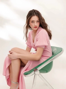 Pink short sleeve knit dress with ribbed texture and lapel collar for summer