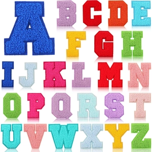 Display a matrice di toppe colorate in ciniglia A-Z con ricamo a spugna morbida
