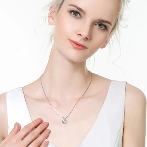 Classic 18k gold plated sterling silver necklace with three-prong moissanite pendant