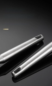Detail of ergonomic 304 stainless steel hollow handle with heat-resistant brushed finish